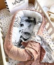 Baby nest - Giraffe - Cevron & Minky Dusty Pink